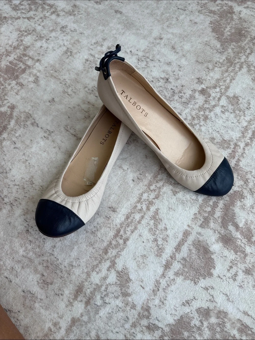 Talbot’s Slip-On Round Toe Drawstring flats Shoes